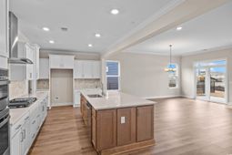 705 Upton Way photo 4