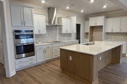 705 Upton Way photo 4