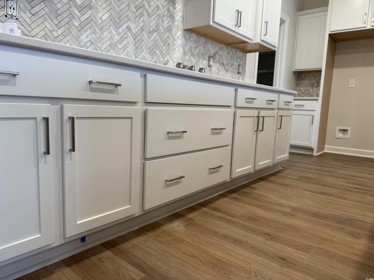 705 Upton Way Photo 7