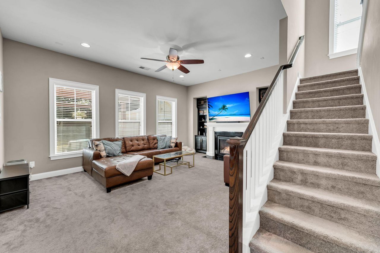 1540 Nautical Chart Drive Photo 11