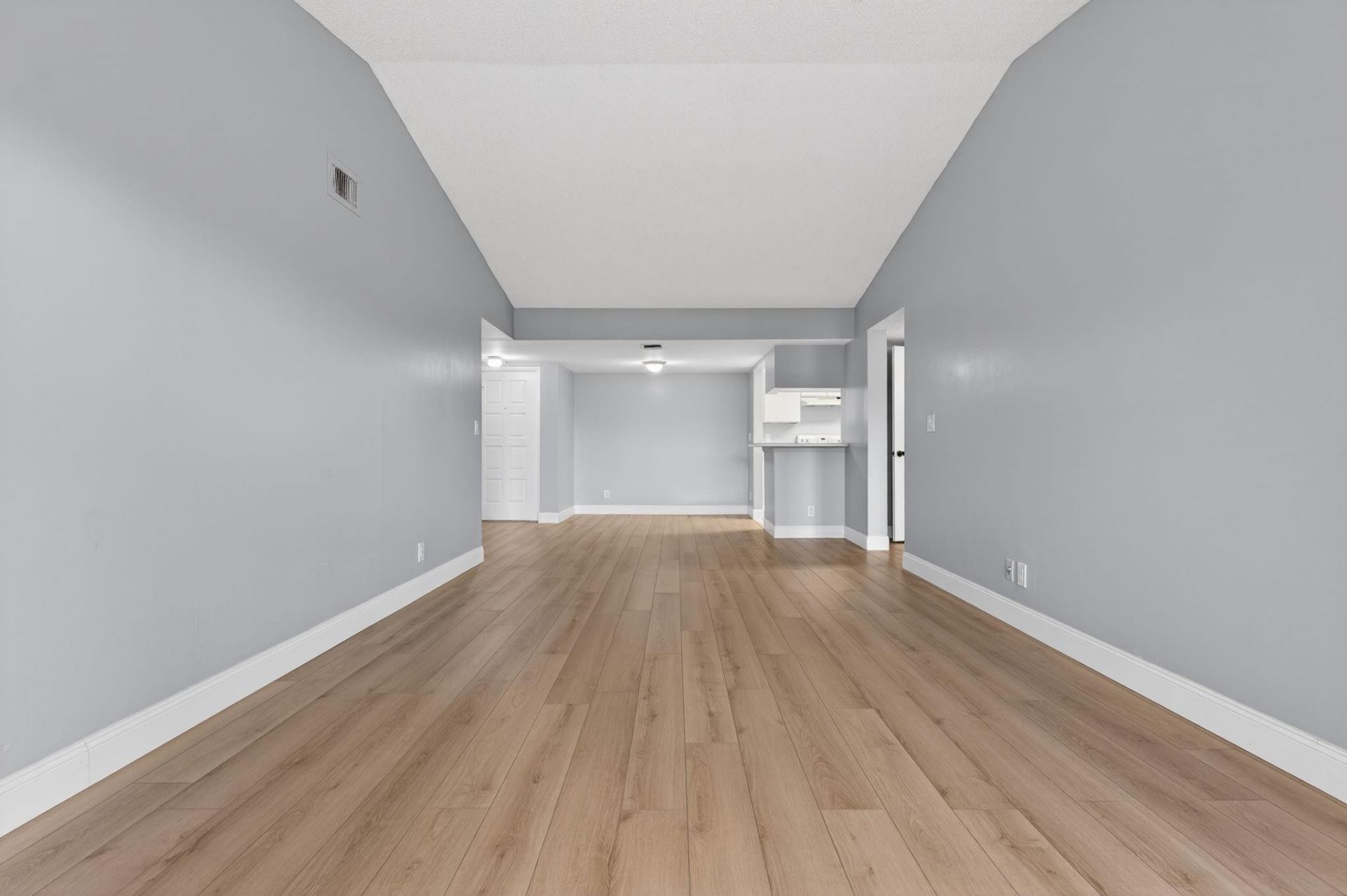 9977 Westview Drive, Unit 136, Coral Springs, FL 33076 Photo