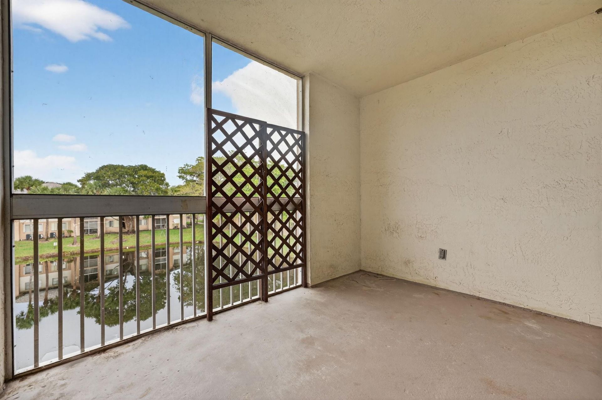 9977 Westview Drive, Unit 136, Coral Springs, FL 33076 Photo