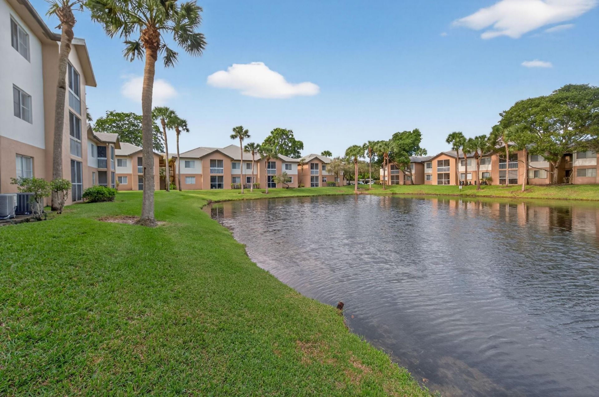 9977 Westview Drive, Unit 136, Coral Springs, FL 33076 Photo