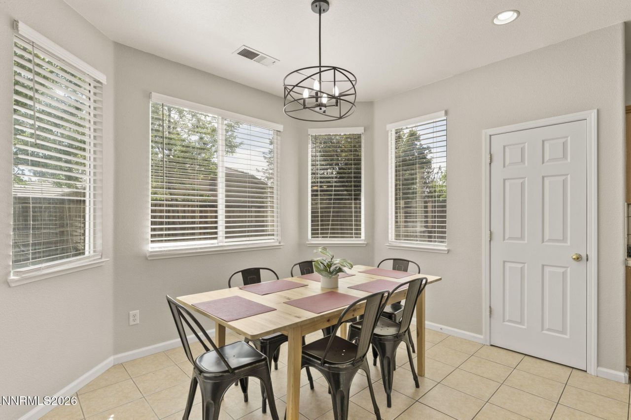 10640 Arbor Way, Reno, NV 89521 Photo