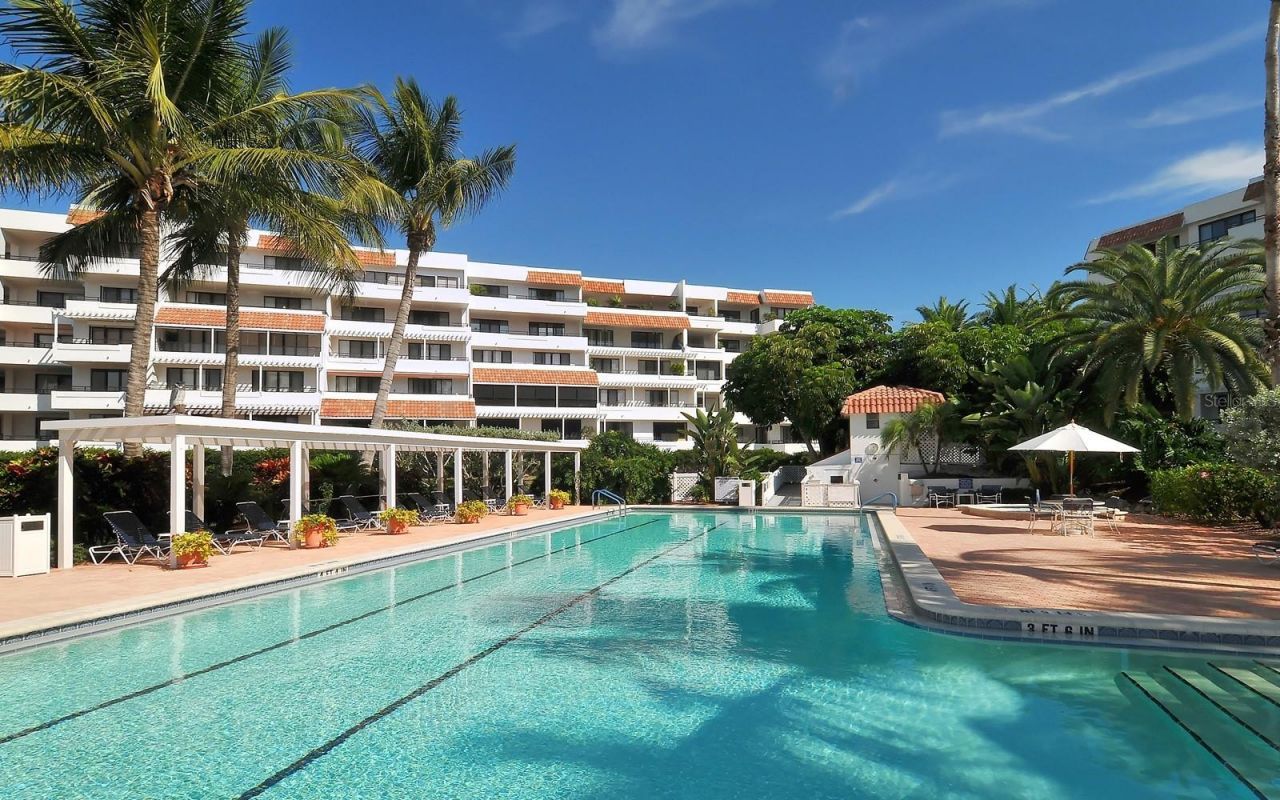 1445 Gulf Of Mexico Drive, Unit 305, Longboat Key, FL 34228 Photo