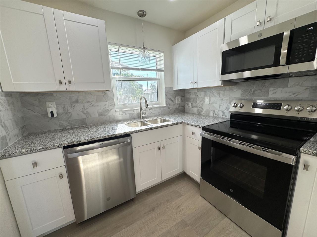 3813 42nd Street W, Unit 37, Bradenton, FL 34205 Photo