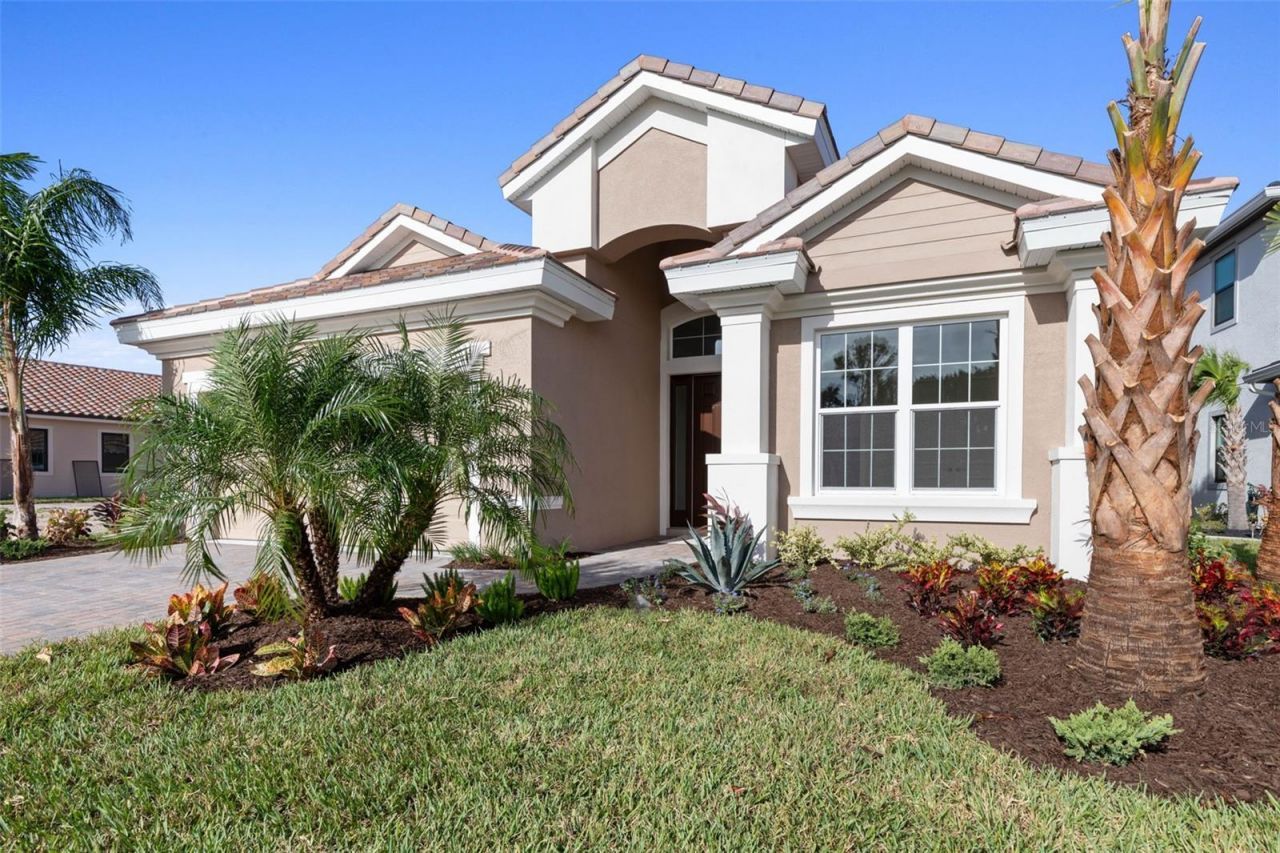 77 Del Palma Drive, Palm Coast, FL 32137 Main Photo