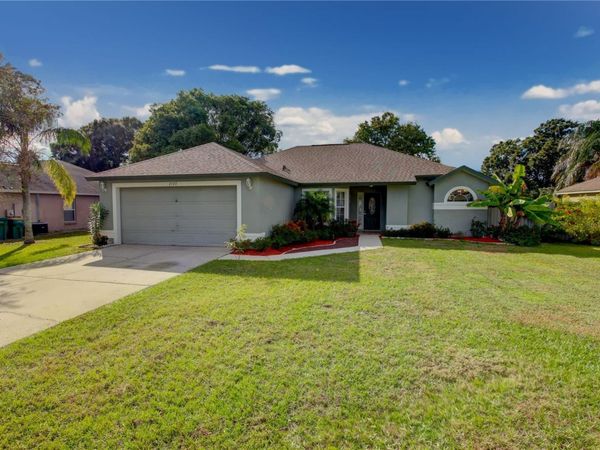 2722 MAYWOOD STREET, EUSTIS, FL 32726