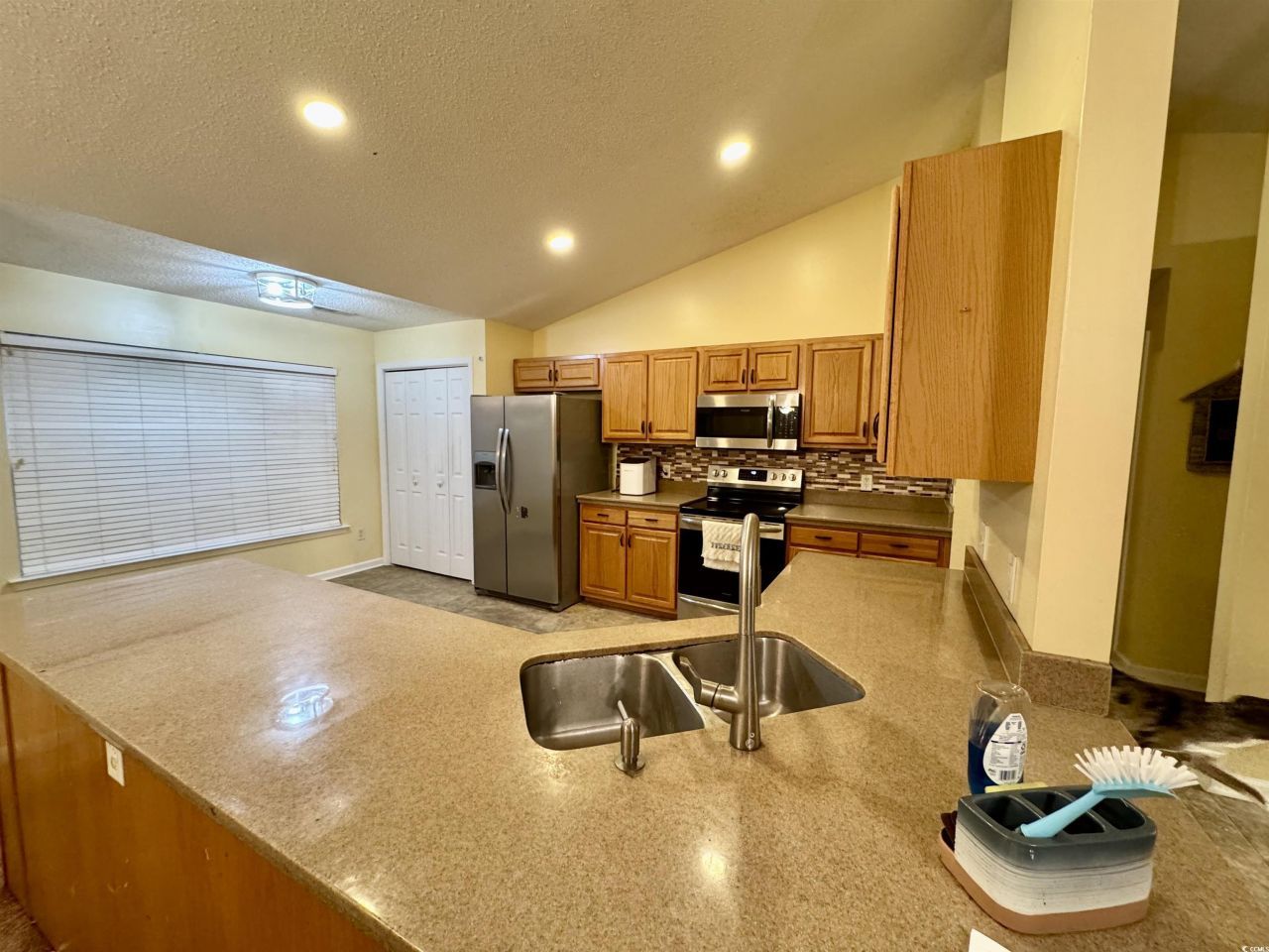 2004 Ocean Way Photo 11