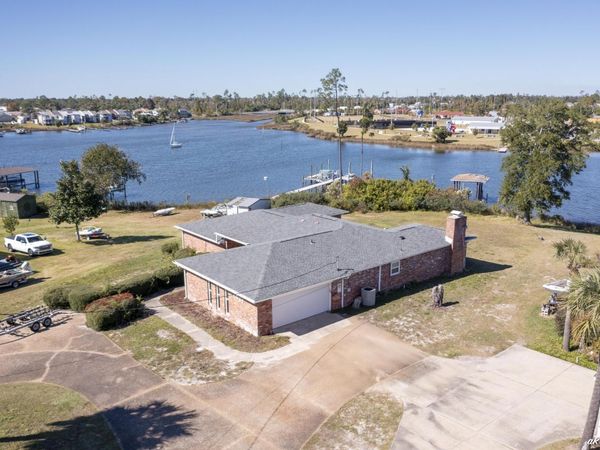 7017 Hugh Drive, Panama City, FL 32404