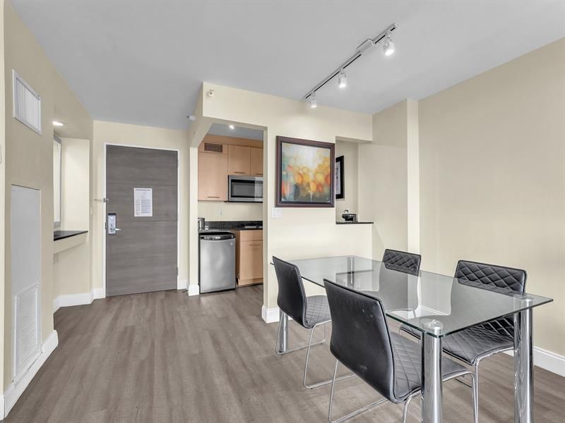 2670 E Sunrise Boulevard, Unit 705, Fort Lauderdale, FL 33304 Photo