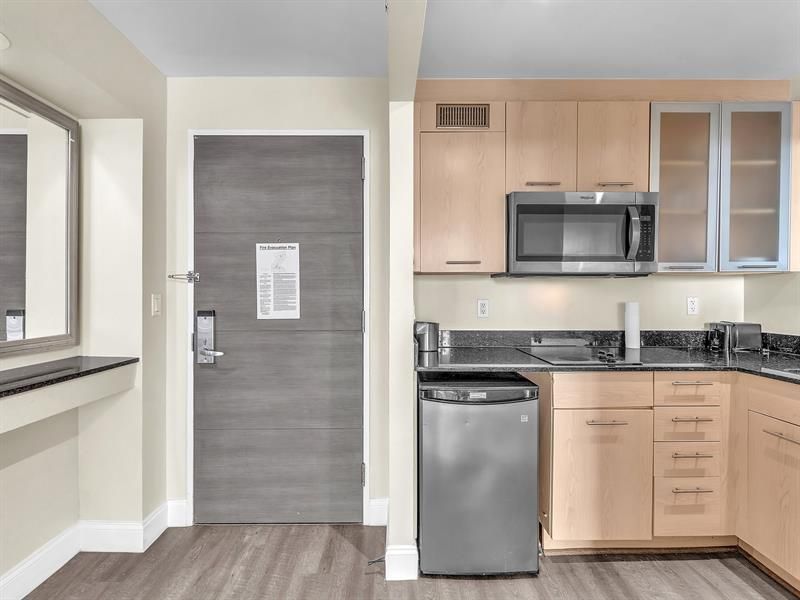 2670 E Sunrise Boulevard, Unit 705, Fort Lauderdale, FL 33304 Photo