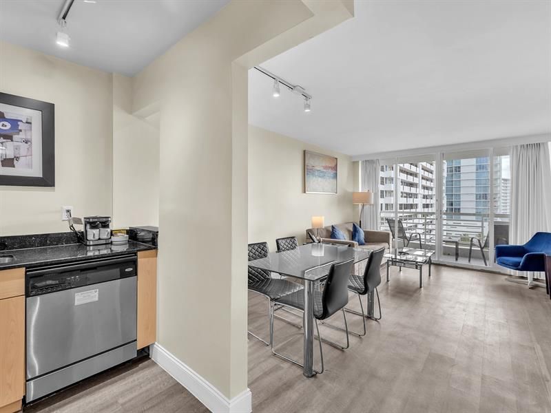 2670 E Sunrise Boulevard, Unit 705, Fort Lauderdale, FL 33304 Photo