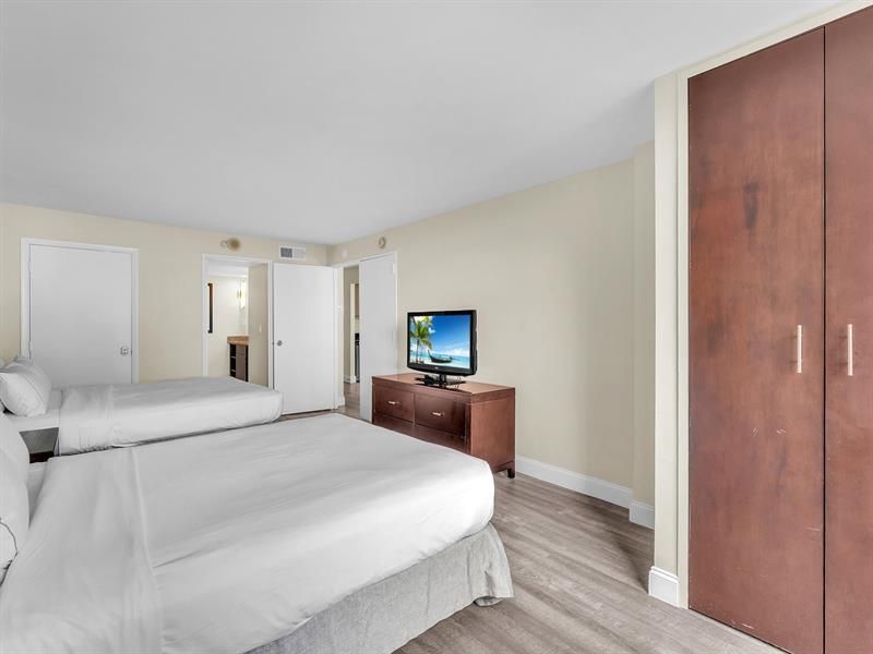 2670 E Sunrise Boulevard, Unit 705, Fort Lauderdale, FL 33304 Photo