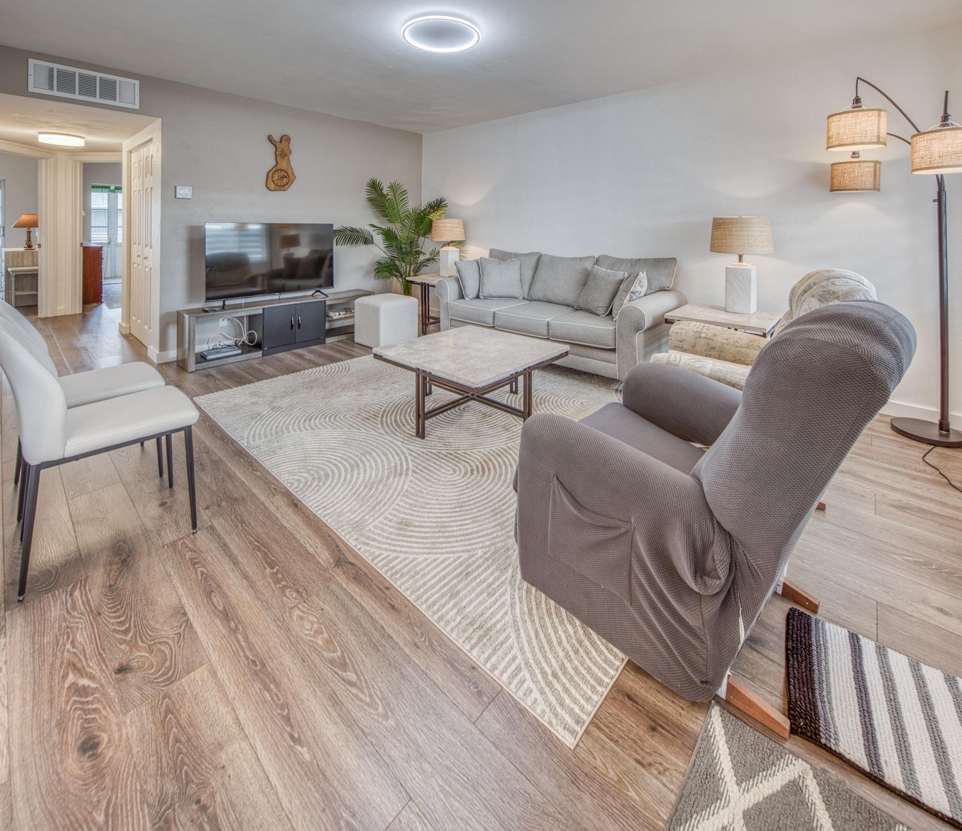 2400 Lake Osborne Drive, Unit 205, Lake Worth Beach, FL 33461 Photo