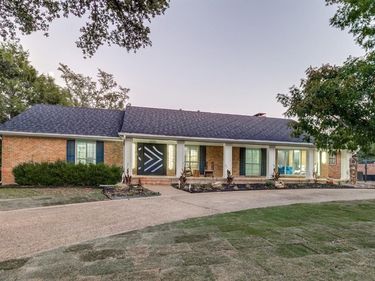 6566 Ridgeview Circle, Dallas, TX 75240