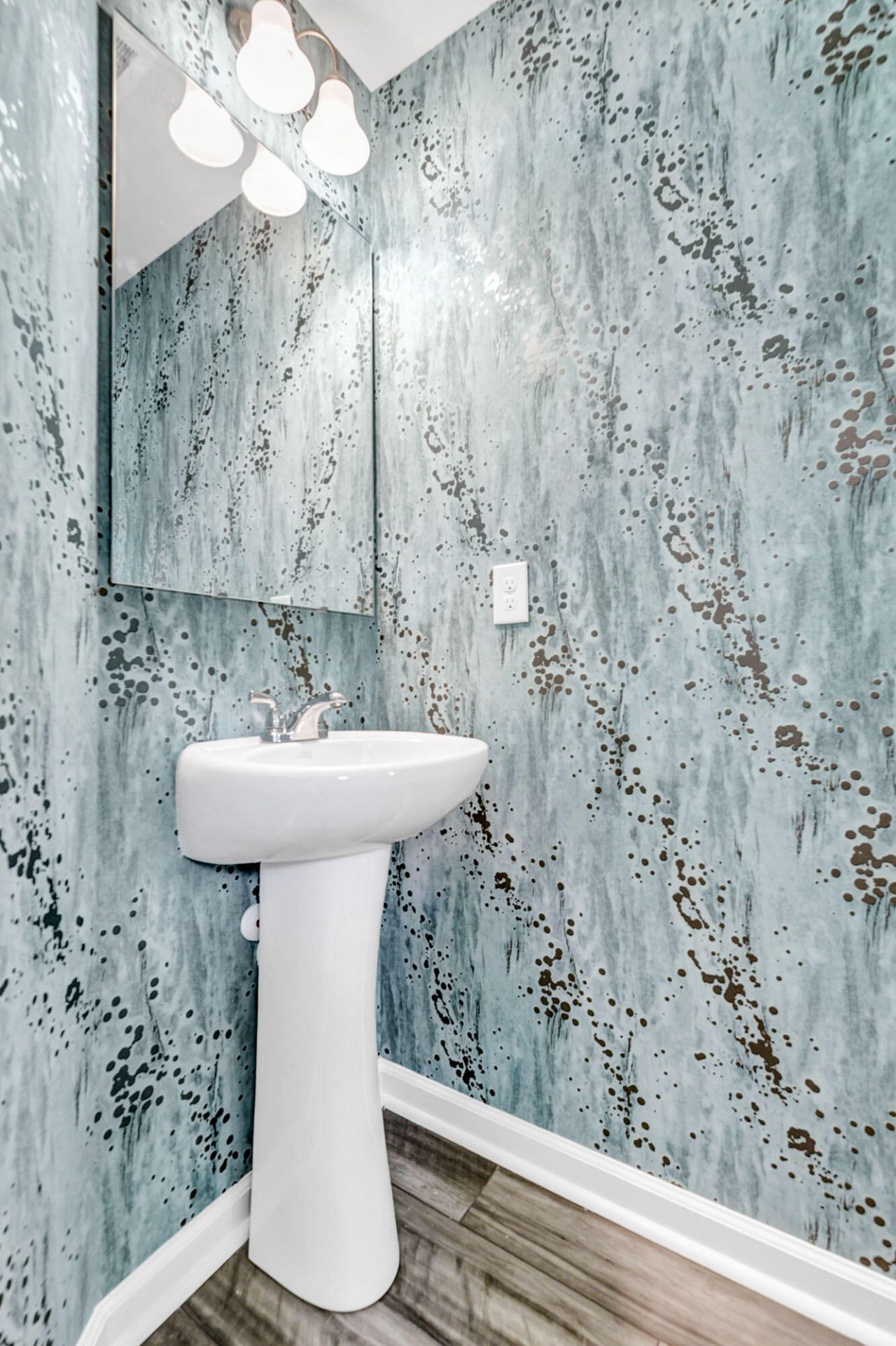 1617 Central Creek Drive Photo 14