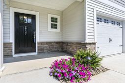 1617 Central Creek Drive photo 4