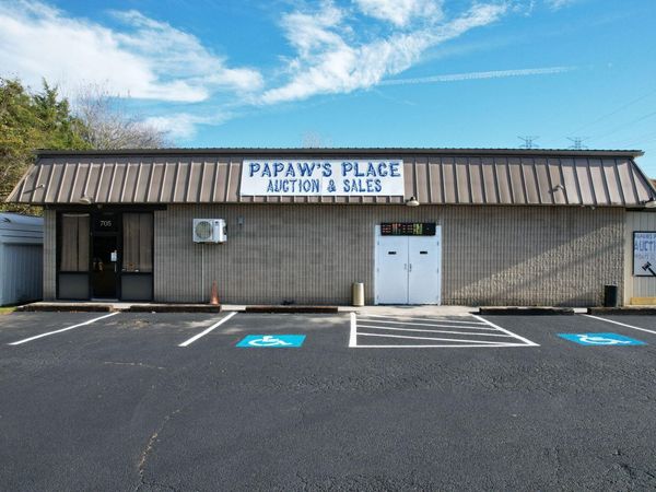 705 East Avenue, Athens, TN 37303