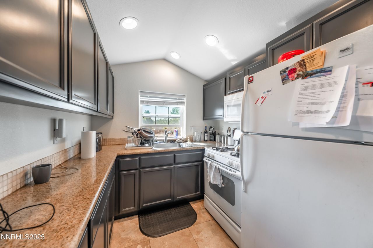 2730 Kayne Avenue, Minden, NV 89423 Photo