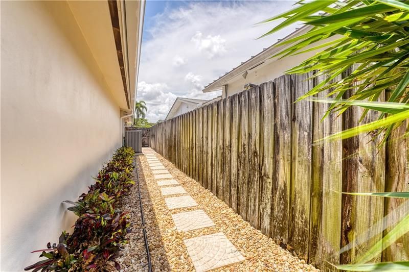 2000 Admirals Way, Fort Lauderdale, FL 33316 Photo