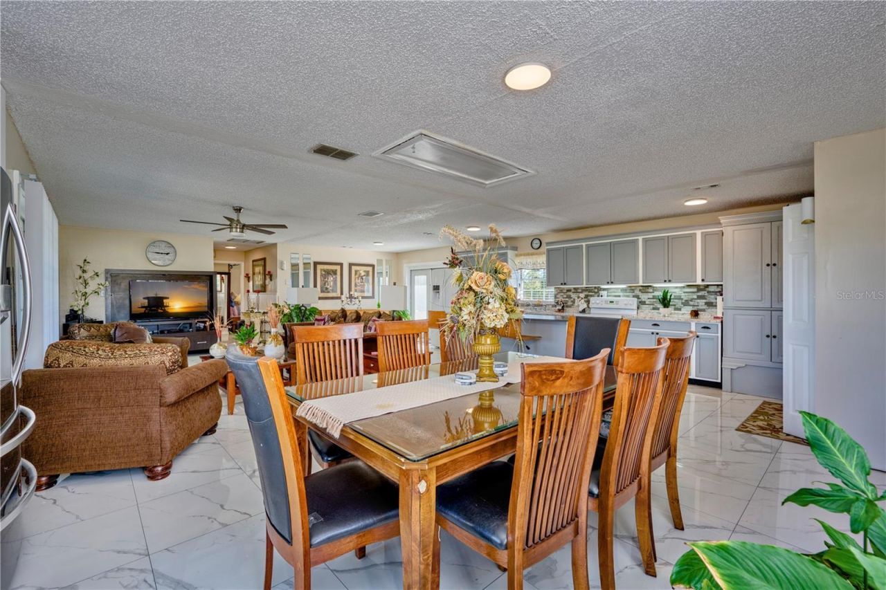 2471 Park Avenue, Indian Lake Estates, FL 33855 Photo