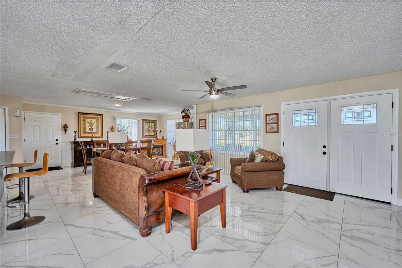 2471 Park Avenue, Indian Lake Estates, FL 33855 Photo