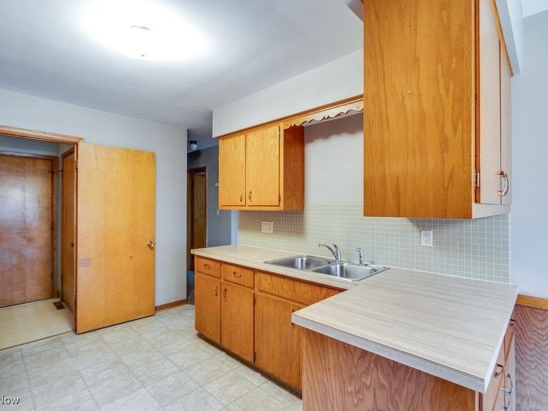 1514 & 1516 Robin Lane, Stow, OH 44224 Photo 12