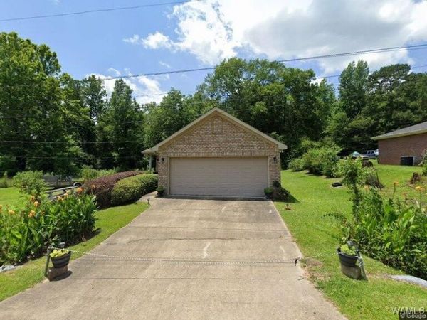 606 4th Court NW, Reform, AL 35481