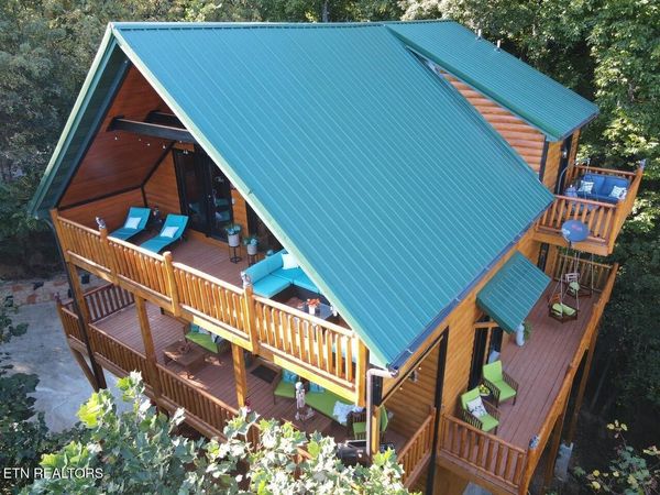 2184 Spence Mountain Loop, Sevierville, TN 37876