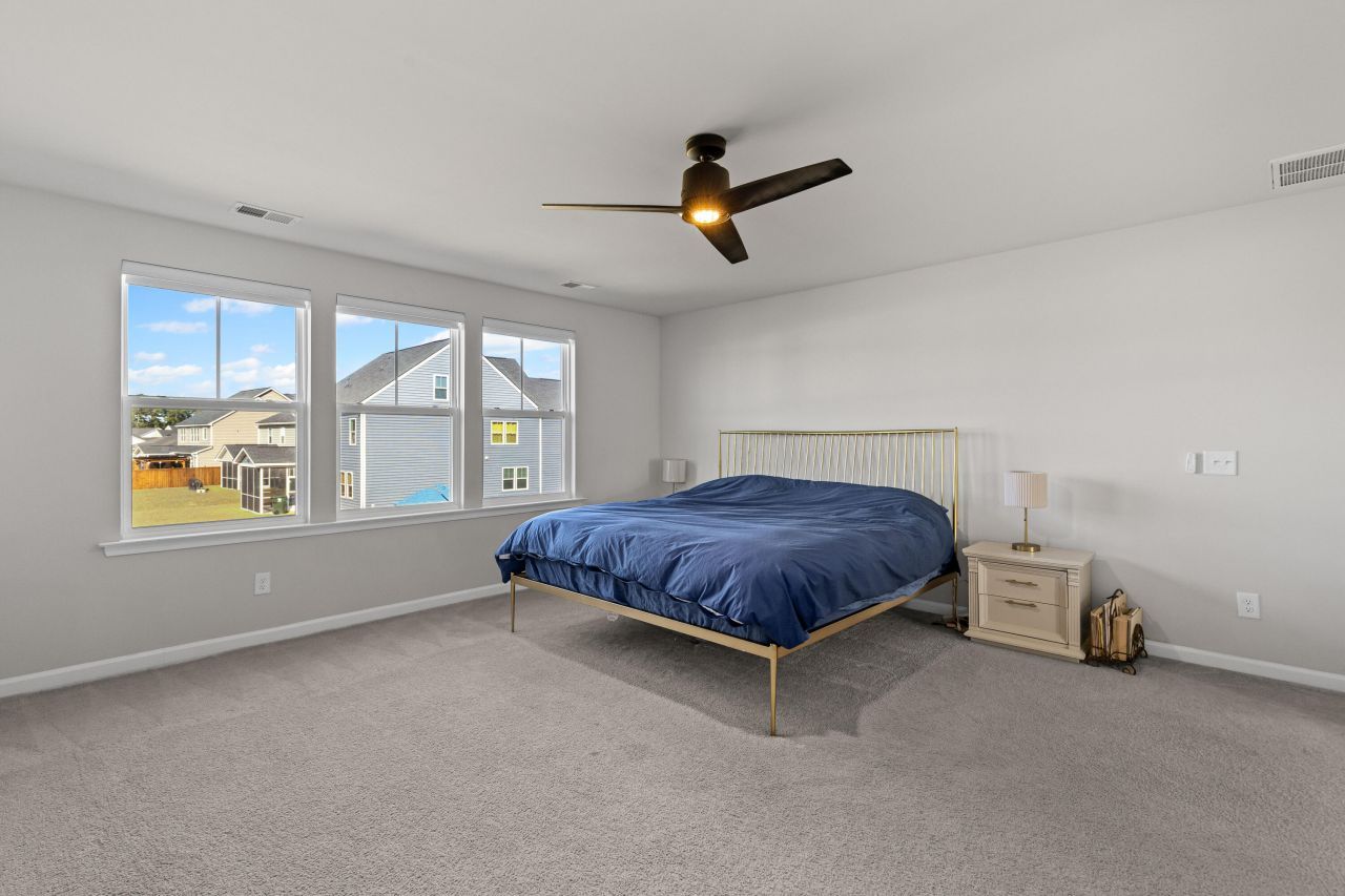 202 Honey Horn Drive Photo 17