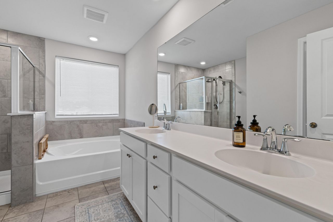 202 Honey Horn Drive Photo 22