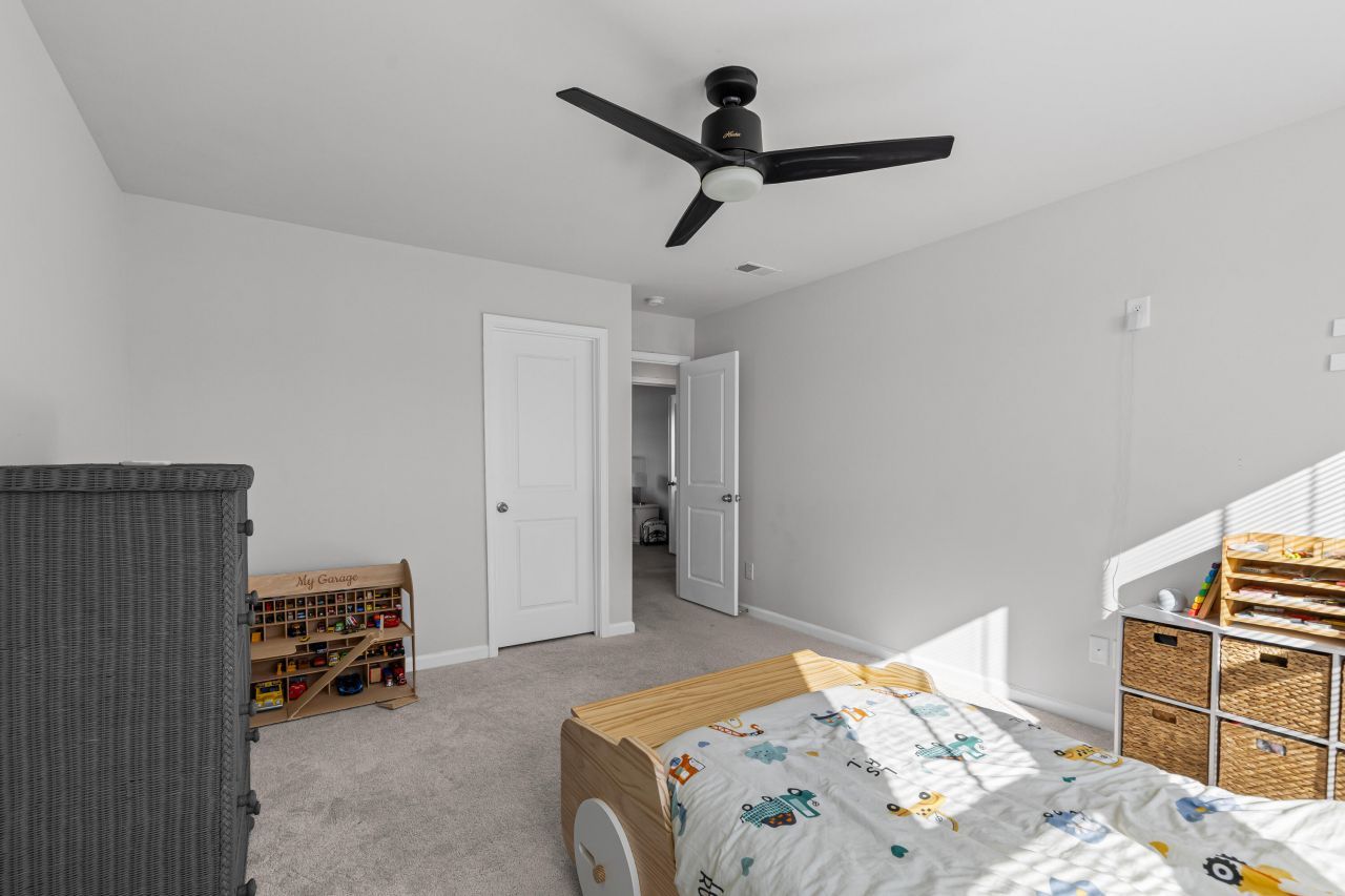 202 Honey Horn Drive Photo 26