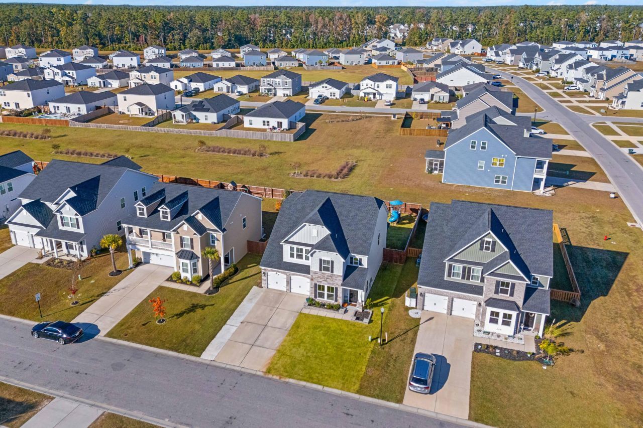 202 Honey Horn Drive Photo 33