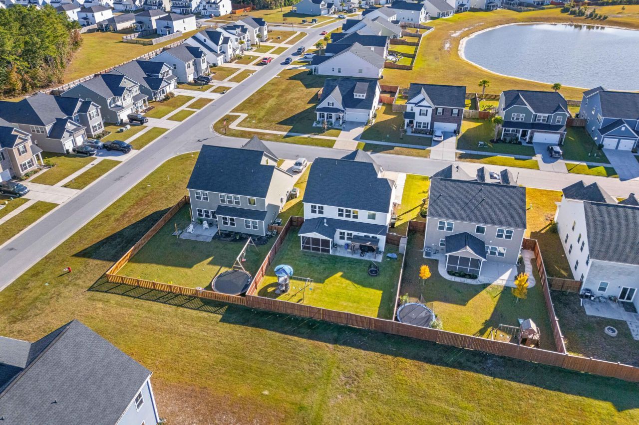 202 Honey Horn Drive Photo 34