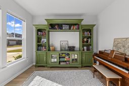 202 Honey Horn Drive photo 4