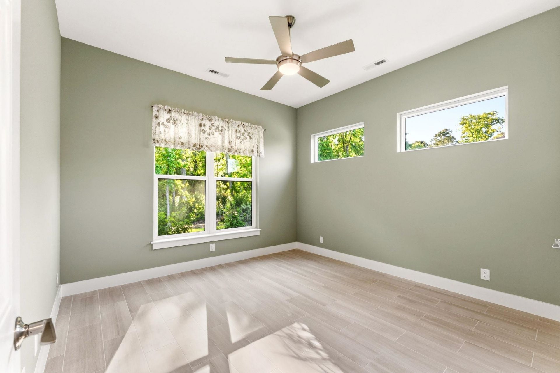2053 Teramo Dr. Photo 21