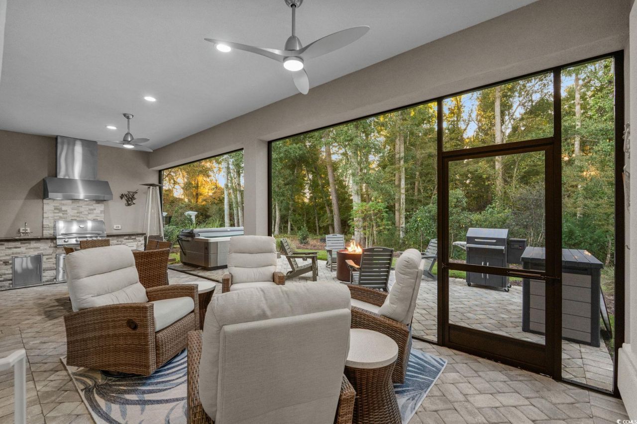 2053 Teramo Dr. Photo 23