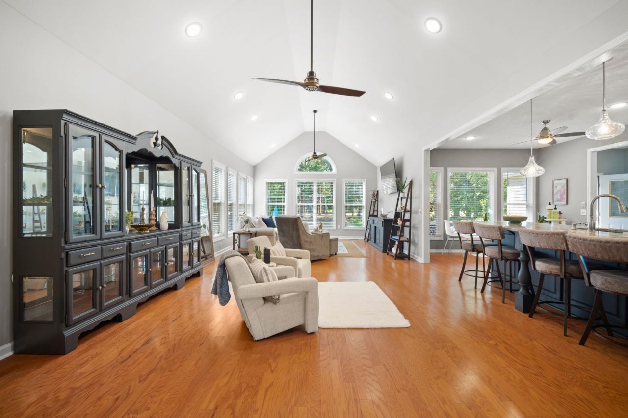 448 Santee Drive Photo 12