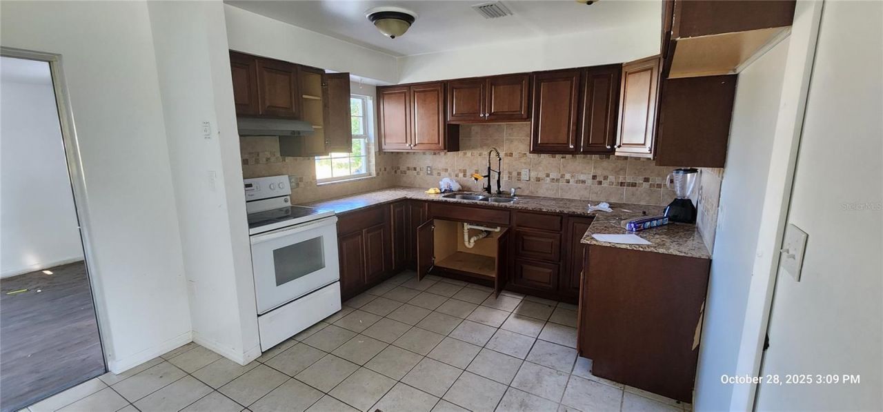 320 Plumosa Avenue, Lehigh Acres, FL 33936 Photo