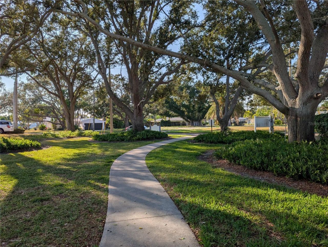 152 58th Avenue S, Saint Petersburg, FL 33705 Photo