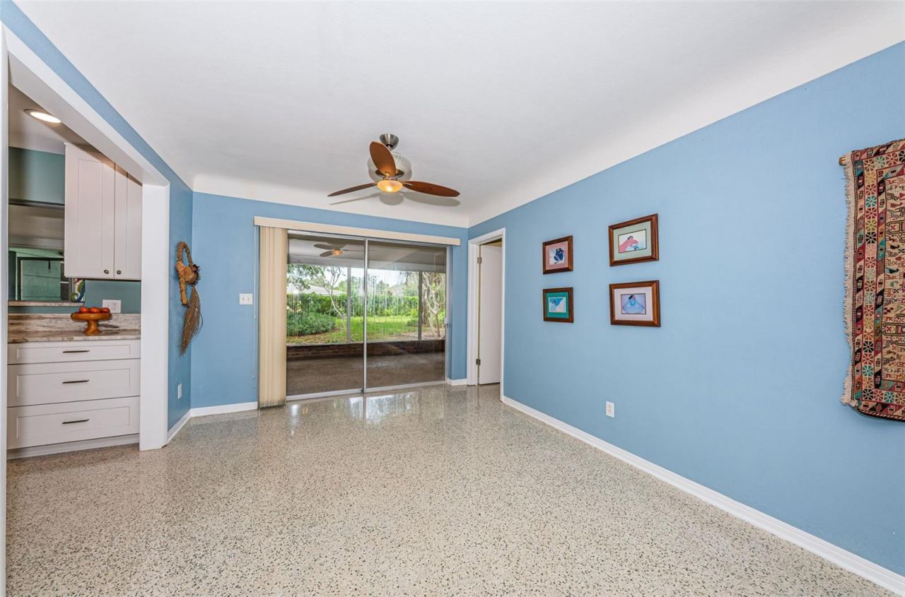 152 58th Avenue S, Saint Petersburg, FL 33705 Photo