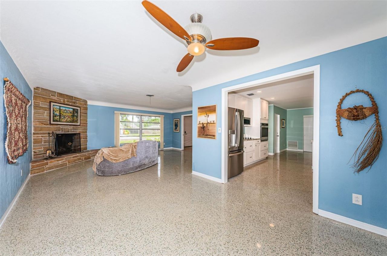 152 58th Avenue S, Saint Petersburg, FL 33705 Photo