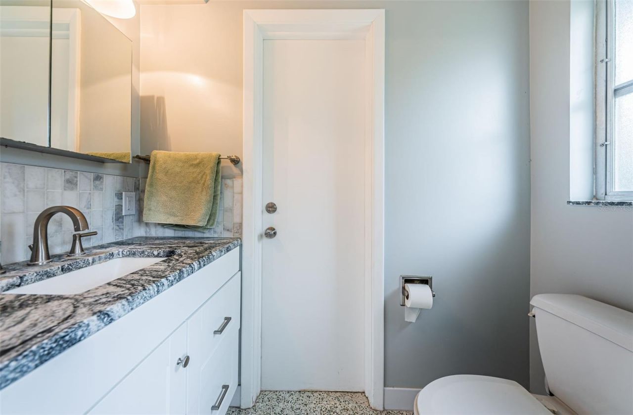 152 58th Avenue S, Saint Petersburg, FL 33705 Photo