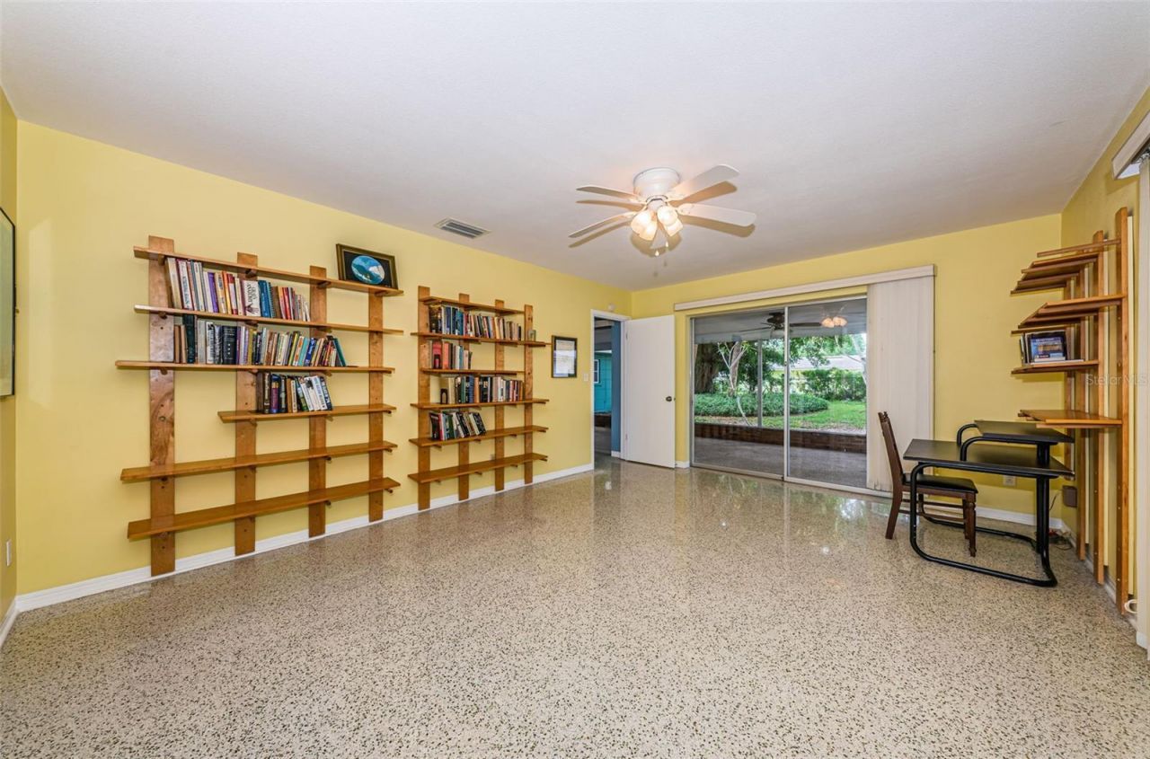 152 58th Avenue S, Saint Petersburg, FL 33705 Photo