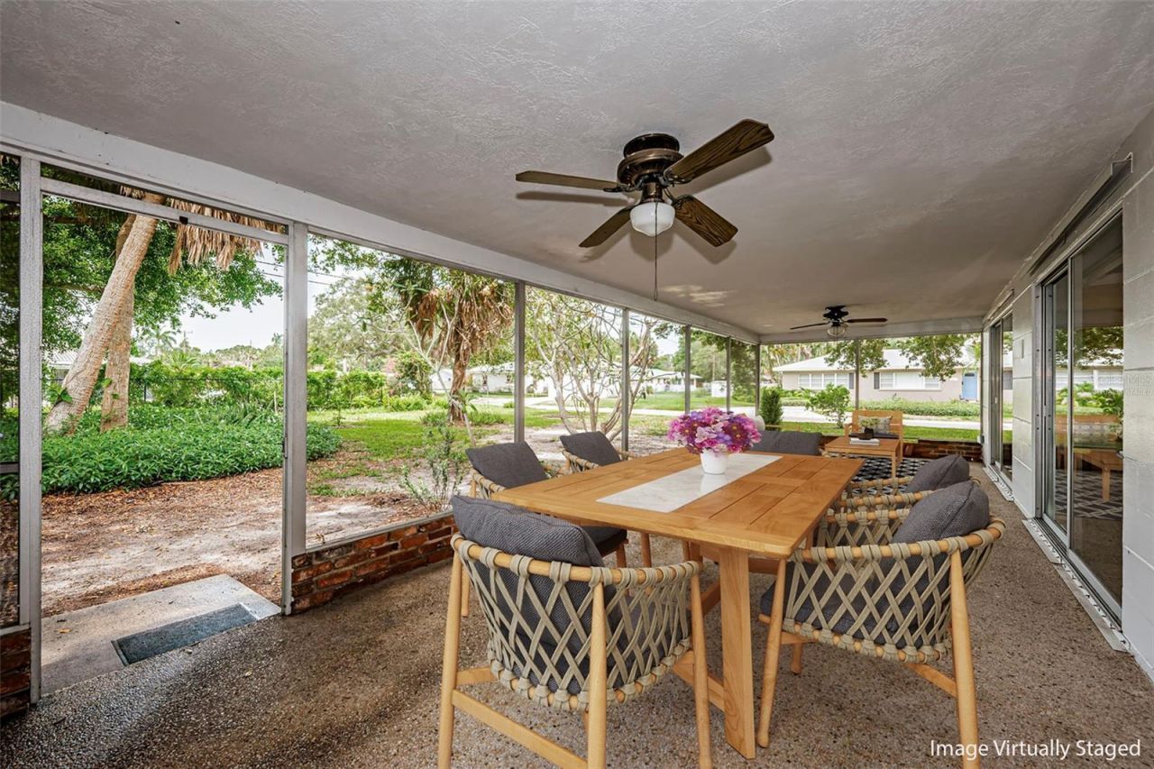 152 58th Avenue S, Saint Petersburg, FL 33705 Photo