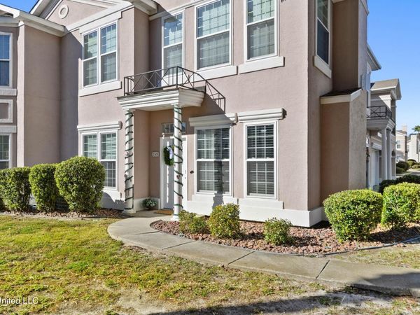 2252 Beach Drive, Gulfport, MS 39507