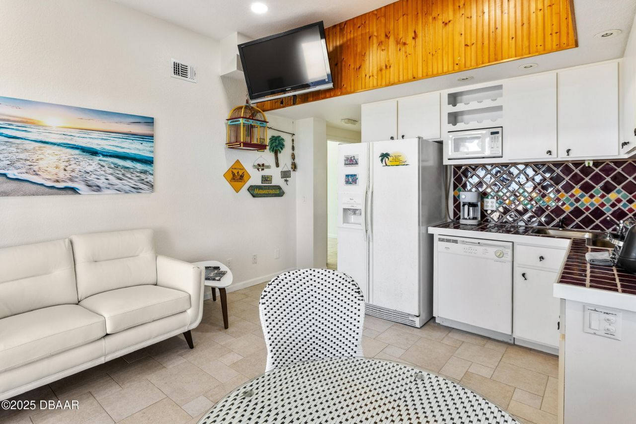 6618 S Atlantic Avenue, New Smyrna Beach, FL 32169 Photo