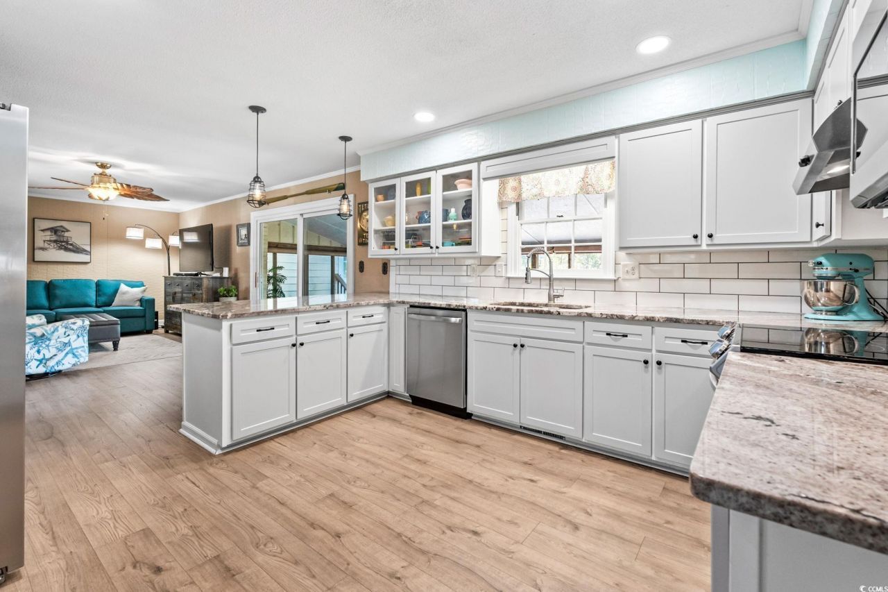 1513 Magnolia Dr. Photo 6