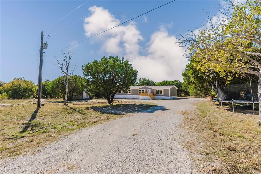424 Brazos Mountain Drive, Weatherford, TX 76087 Main Photo